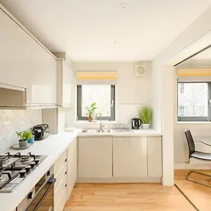 Apartamento Modern Mews - New Town, Edimburgo